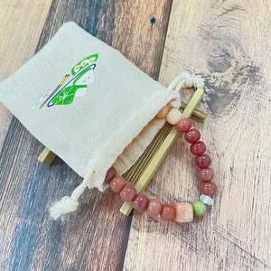 ถุงผ้าฝ้ายออร์แกนิคแบบรักษ์โลก กระเป๋าผ้าเนื้อนุ่ม ดีไซน์เก๋พร้อมเชือกรูด สำหรับบรรจุภัณฑ์อาหาร เทียน เครื่องสำอาง รีไซเคิลได้ - Product Image 1