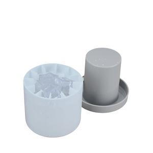 New Eco-friendly <b>Silicone</b> Ice Trays Cute Ice Cube Mold with Lid Easy-release Colorful Kitchen Custom 3D Ice Cream <b>Tools</b> - Product Image 3