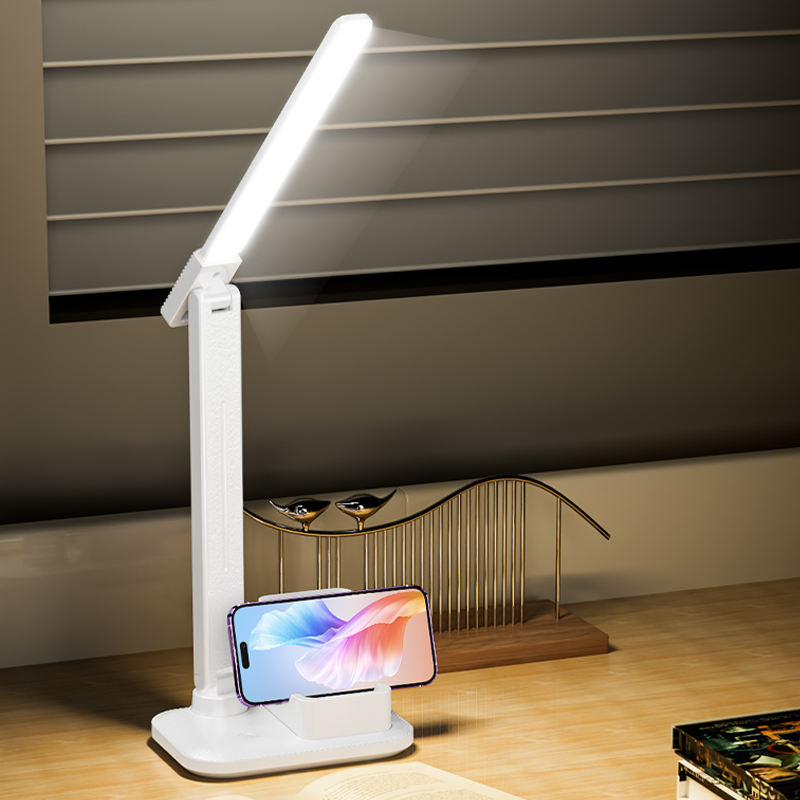 รุ่น E (สามสี)