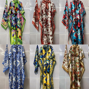 두바이 스타일 단정한 드레스 핫세일 프린팅 루즈 캐주얼 플리츠 드레스 빈티지 미디 기장 시크 핸드메이드 플라워 카프탄 로브 - Product Image 5