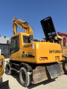 Excavatrice sur chenilles HYUNDAI 150W-7 d'origine, 15 tonnes, moteur diesel, excellent état, sans fuites, vitesse de déplacement élevée, VENTE CHAUDE - Product Image 2