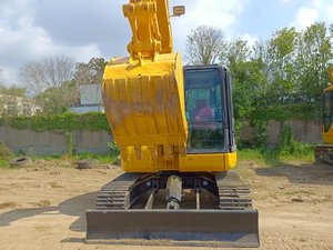 Excavadora hidráulica de orugas Komatsu PC78US usada en buen estado con certificación EPA CE Características de la bomba de caja de cambios del motor central - Product Image 3