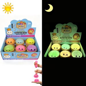 Jouet anti-stress Gabby Halloween Glow Glitter TPR Bao Bun, jouet à presser en forme de dumpling, 72 pièces, doux et personnalisable - Product Image 6