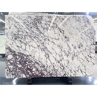 Table basse et comptoirs de cuisine en marbre Calacatta Viola moderne – Solution durable sur mesure pour villas et hôtels