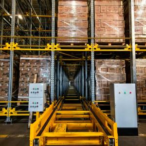 Система высокоплотных интеллектуальных складских стеллажей Jracking с четырехсторонним радиоуправляемым шаттлом для логистического центра - Product Image 3