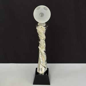 Trophée de cristal pour événement sportif, boule de <span class=keywords><strong>bowling</strong></span> en résine or, argent, bronze MH-MJ0705 - Product Image 3
