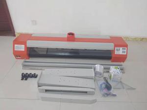 Máy Cắt Decal Bằng Laser Với Chức Năng Đường Viền CCD - Product Image 3