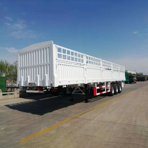 Remolque con Valla Montada en Camión para Transporte de Animales |   Remolque de Valla Montado en Camión para Transporte de Animales - Product Image 4