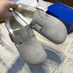 Botas de Nieve Unisex de Diseño de Lujo para Invierno y Otoño 2025, con Protección Térmica de Piel de Oveja, Transpirables, Antideslizantes y Ligeras - Product Image 3