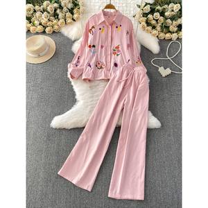 優しいスタイルピンク甘いドーパミン刺繍ブラウスカジュアルルーズハイウエストスリムフィットワイドレッグパンツ2ピースセット - Product Image 2