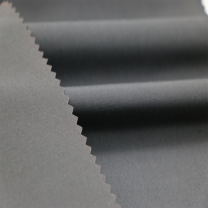 150D * 21s 100% Tela hilada <span class=keywords><strong>de</strong></span> poliéster para chaquetas Abrigos Pantalones Textil resistente al agua para pantalones al aire libre Ropa impermeable Bolsa resistente - Product Image 4