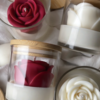 Lilin Aroma Bunga Mawar 3D Grosir dalam Stoples Kaca Bening dengan Tutup Bambu, Lilin Aroma Floral dari Lilin Kedelai untuk Dekorasi Meja Kamar Tidur