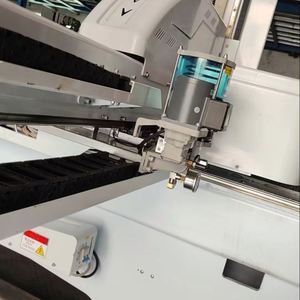 Bras de robot de moulage par injection industriel entièrement automatisé avec contrôle multi-axes, composants essentiels inclus - Product Image 1