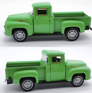 Modellino Auto Vintage Pickup in Lega Scala 1:32 Piccolo Pickup Rosso per Consegne in Confezione - Product Image 3