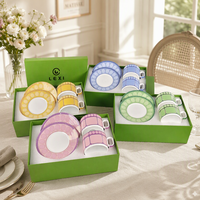 Service à thé rétro couleur macaron avec soucoupe assortie, design floral créatif, tasse et soucoupe à expresso dans un coffret cadeau vert pour la maison