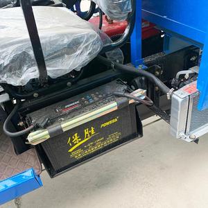Triciclo Motorizado de Alta Calidad para Uso Agrícola, de 15 a 28 CV, Eficiente en Consumo de Combustible, con 2 Asientos - Product Image 3