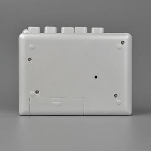 Grabadora Portátil Nueva con Radio, Totalmente Blanca, Reproductor de Casetes Estéreo Personal - Product Image 4