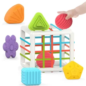 Jouets d'apprentissage pour tout-petits, nouveaux jouets de tri carrés pour bébé Cube coloré et 6 pièces forme multi-sensorielle Offre Spéciale