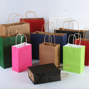 Bán Buôn Sang Trọng Màu Đen Quần Áo Bao Bì Túi Giấy In Biểu Tượng Tùy Chỉnh Quần Áo Mua Sắm Quà Tặng Đồ Trang Sức Rượu Túi Giấy - Product Image 5