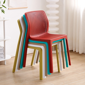 Chaises de <span class=keywords><strong>restaurant</strong></span> en plastique, chaises d'événement en plastique style français, chaises de salle à manger légères empilables en PP, vente en gros - Product Image 1