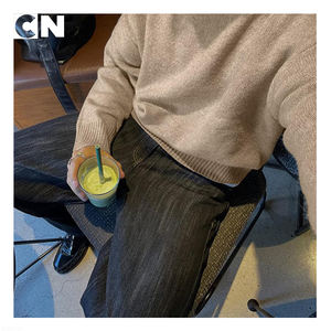 Pull en maille d'hiver pour homme en acrylique et polyester, style streetwear, avec logo personnalisé brodé ou imprimé, certifié GRS - Product Image 3