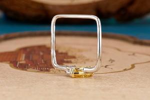 แหวนเพชรผู้หญิงทรงลูกแพร์สุดหรู เครื่องประดับแฮนด์เมดที่เหนือกาลเวลา เพชรระยิบระยับ ดีไซน์คลาสสิก เหมาะสำหรับการหมั้น - Product Image 4