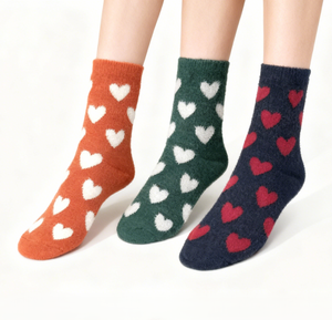 Chaussettes d'hiver en coton thermique tissé avec du spandex, imprimées de Noël, à motif de cœur en fourrure - Product Image 4