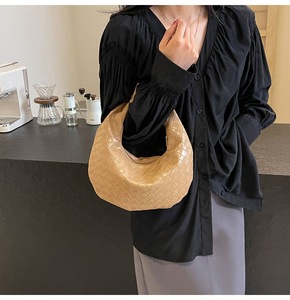 New Solid Color Underarm Shoulder Bag Trendy PU Leather Woven Handbag for Women - Product Image 4