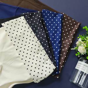 Set Yoga da Donna 7 Pezzi Effetto Due Pezzi con Stampa a Pois, Reggiseno Sportivo, Top Halter, Pantaloncini, Capri, Pantaloni a Gamba Larga <span class=keywords><strong>per</strong></span> <span class=keywords><strong>Palestra</strong></span> e Fitness - Product Image 2