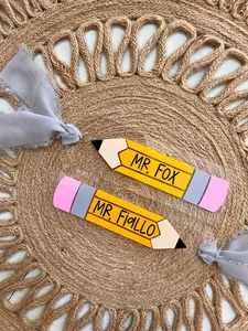 Marcapáginas de Acrílico con Forma de Lápiz <span class=keywords><strong>para</strong></span> Maestros, Marcapáginas Personalizado con Nombre, <span class=keywords><strong>Regalos</strong></span> <span class=keywords><strong>para</strong></span> Maestros - Product Image 2