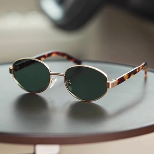 Lunettes de soleil ovales rétro en métal pour femmes, protection UV400, monture intégrale, style 2026 - Product Image 2