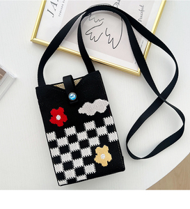 Vente en gros de sacs d'été au <span class=keywords><strong>crochet</strong></span> tricotés à la mode <span class=keywords><strong>2023</strong></span> sacs à bandoulière mignons pour femmes - Product Image 6