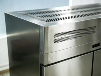 Table de préparation ventilée en acier inoxydable à 4 portes avec refroidissement, plage de température de 2 à 8°C