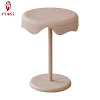 Table d'appoint simple et moderne, multi-usages, pour salon, table d'appoint de canapé, structure stable pour une utilisation quotidienne à la maison