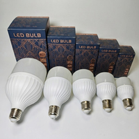 Bombillas LED de Forma de T Blancas Fabricadas en China, Bombillas de Bajo Consumo con Controlador IC Inteligente, Bombillas de Ahorro de Energía