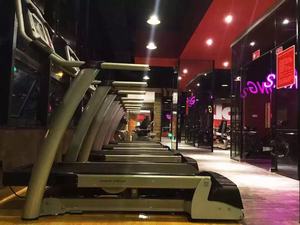 कसरत टीवी ट्रेडमिल के साथ GNS-8000 झुकाव ट्रेडमिल नए वाणिज्यिक ट्रेडमिल - Product Image 4