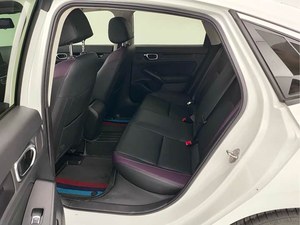 รถยนต์มือสองขายส่ง ฮอนด้า ซีวิค ปี 2023 รุ่น 240 เทอร์โบ เกียร์ CVT พวงมาลัยซ้าย สี่ประตู <span class=keywords><strong>ห้า</strong></span>ที่นั่ง เบนซิน - Product Image 3