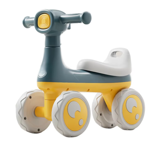 Trottinette électrique 3-en-1 de style voiture à quatre roues avec musique, fonctions de sécurité et construction en plastique - Product Image 1