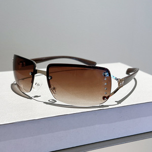 Lunettes de soleil de luxe unisexes 2024 Super Personality sans monture, ornées de diamants, carrées blanches, protection UV400 - Product Image 5