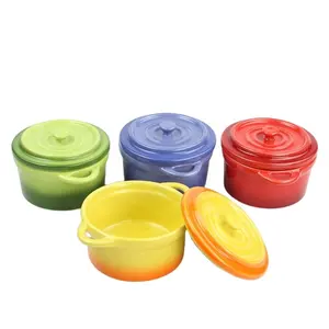 Petits bols à Pudding en céramique, vente en gros, ronds rouges, pour la cuisson des ramequins, avec couvercle