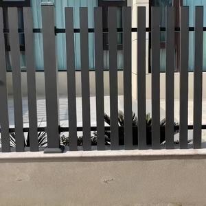 Rampe <span class=keywords><strong>de</strong></span> balcon en aluminium industriel et panneau <span class=keywords><strong>de</strong></span> clôture <span class=keywords><strong>de</strong></span> piscine en acier galvanisé, sécurité, clôture <span class=keywords><strong>de</strong></span> piscine et treillis pour la sécurité - Product Image 6