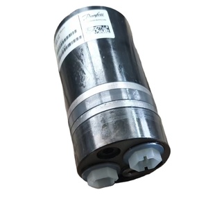 Moteurs hydrauliques Danfoss OMT400 151B3004 OMM20 151G0005 OMM32 151G0003 en stock, utilisés dans divers équipements mécaniques - Product Image 2