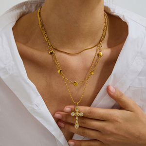 J&D 스테인리스 스틸 18K PVD 골드 도금 신상 크리스탈 레드 그린 컬러풀 예수 십자가 목걸이 - Product Image 2