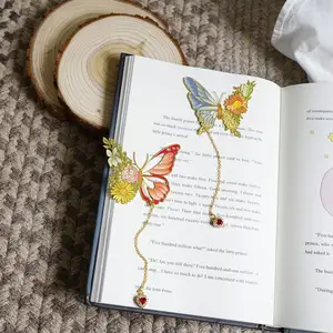 Bookmark kupu-kupu untuk wanita, penanda buku hadiah unik untuk pecinta buku wanita, Hari Ibu Valentine hadiah ulang tahun Tahun Baru