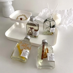 Vente en gros Parfum de maison Parfum naturel <span class=keywords><strong>Bouteille</strong></span> en verre vide Herbier préservé <span class=keywords><strong>Bouteille</strong></span> en verre pour la décoration intérieure - Product Image 4
