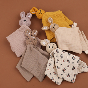 超ソフト新生児用コットンベビーセキュリティブランケット、股間はクマの頭の形をした、羽毛入り使い捨て圧縮低刺激性タオル（子供用） - Product Image 1