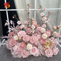Décoration d'allée de mariage lisse, rangées de fleurs artificielles, roses roses, chemin de fleurs pour la scène de mariage, passerelle