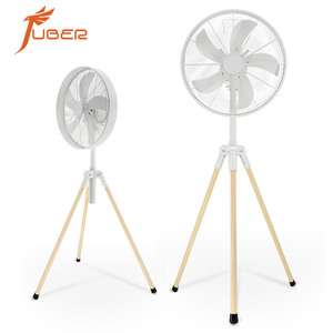Ventilateur sur pied électrique Windpure à 5 pales 100% acier inoxydable avec 3 vitesses et minuterie pour usage hôtelier - Product Image 2