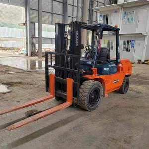 מלגזה טויוטה 30 3t מלגזה 3 שלבים מלגזות 2.5 טון 3 טון 3.5 ט 4 ט 5 ט במבצע זול