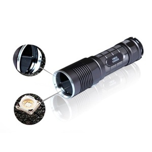 Lampe torche UV Yushi Pioneer VM30, lumière noire, test de fluoresscence, détection de fuites, détection de défauts par particules magnétiques - Product Image 2